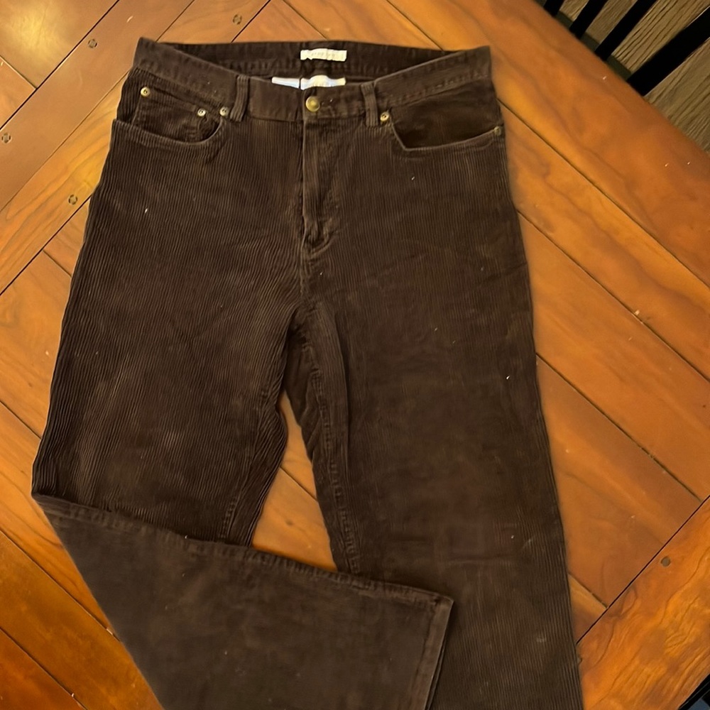 Jones New York Jeans. Corduroy stretch. Good condition.
